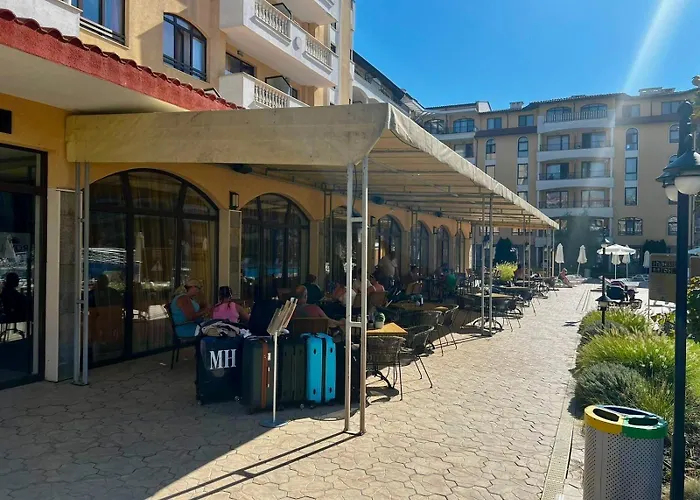 Апартаменты Royal Sun Premium *