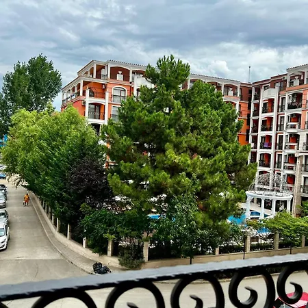 Royal Sun Premium Διαμέρισμα *