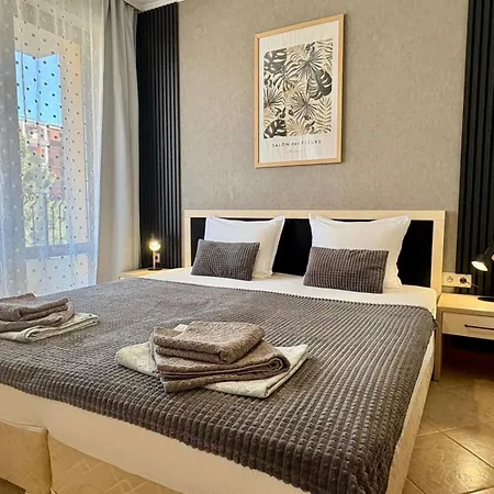 Royal Sun Premium Apartament *